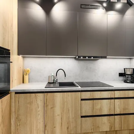 Brisadelmar Z Bezplatnym Parkingiem *